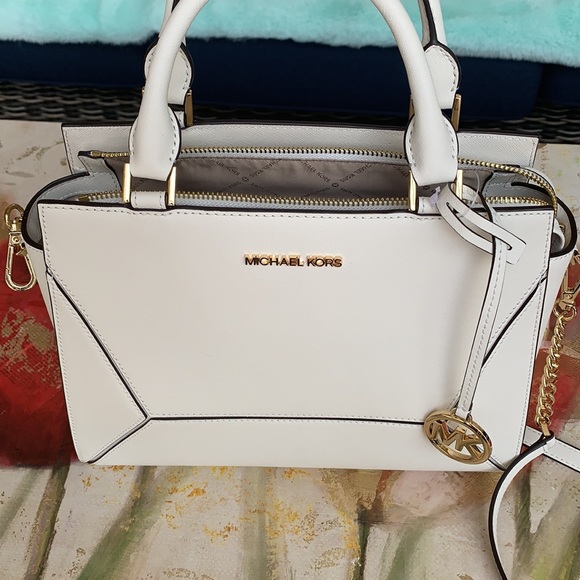 MICHAEL KORS PRISM LG SATCHEL OPTIC WHITE - Picture 16 of 16